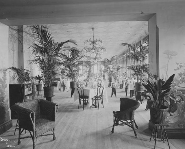 Roof Dining Room, Vendome Hotel, 1903.